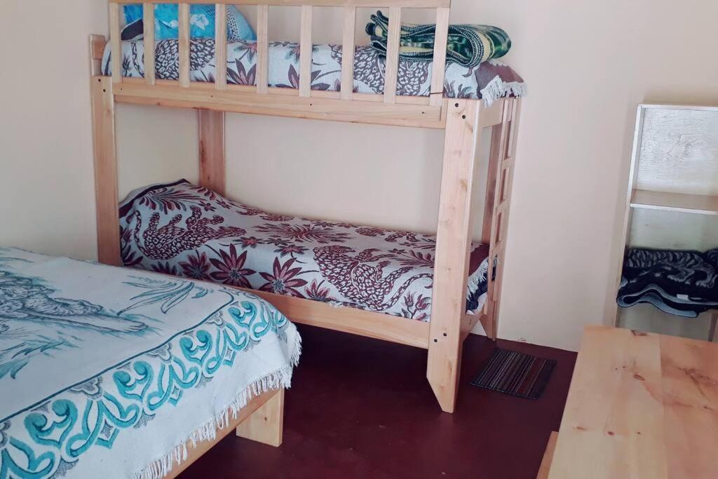 Hostal Dona Clarita & Vegetarian Food Chugchilan ภายนอก รูปภาพ