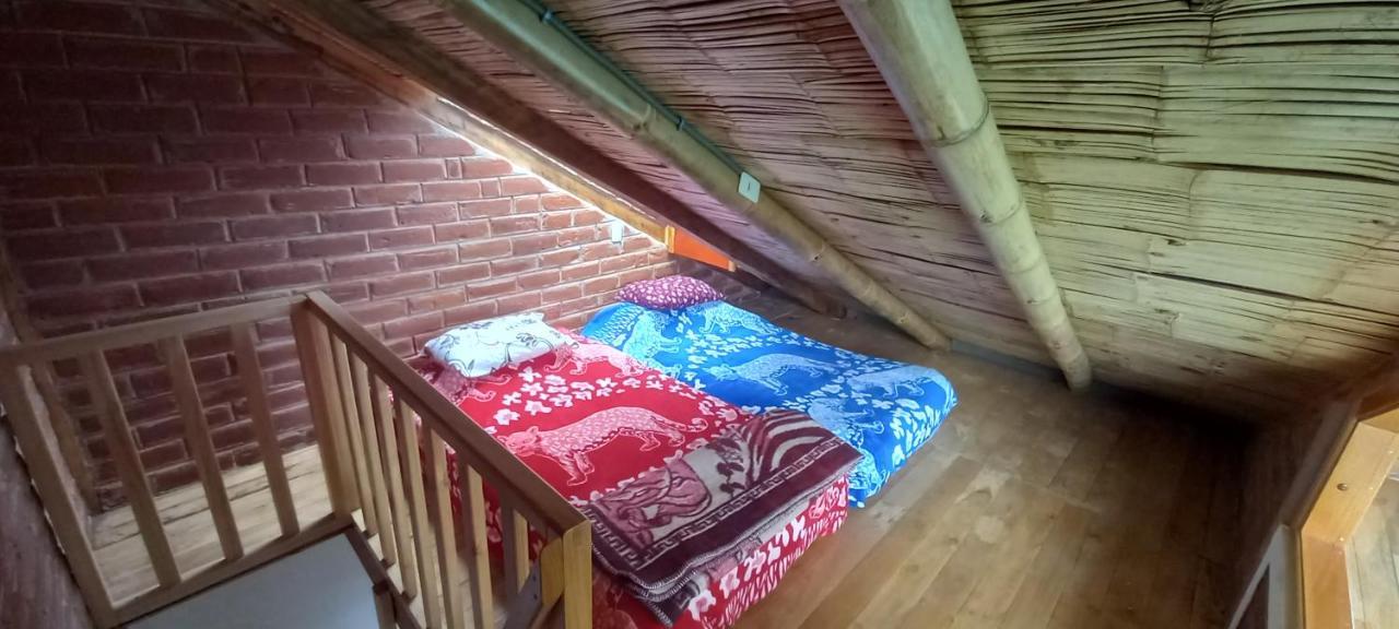 Hostal Dona Clarita & Vegetarian Food Chugchilan ภายนอก รูปภาพ