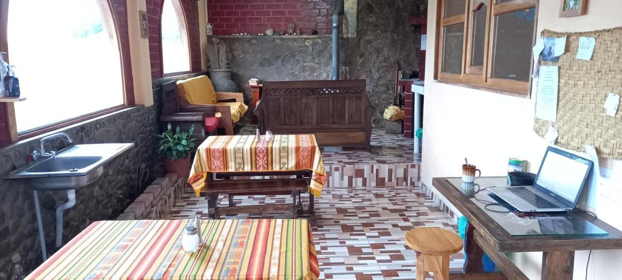 Hostal Dona Clarita & Vegetarian Food Chugchilan ภายนอก รูปภาพ