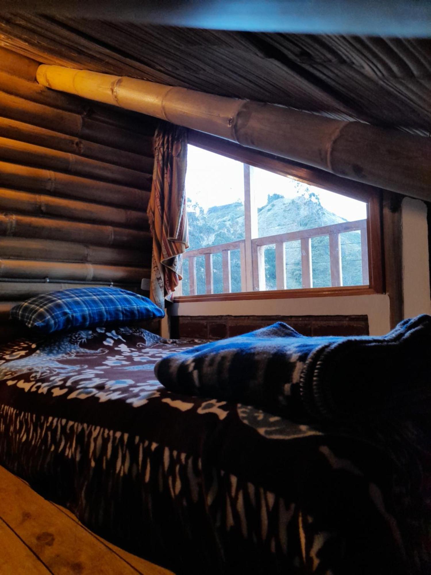 Hostal Dona Clarita & Vegetarian Food Chugchilan ภายนอก รูปภาพ